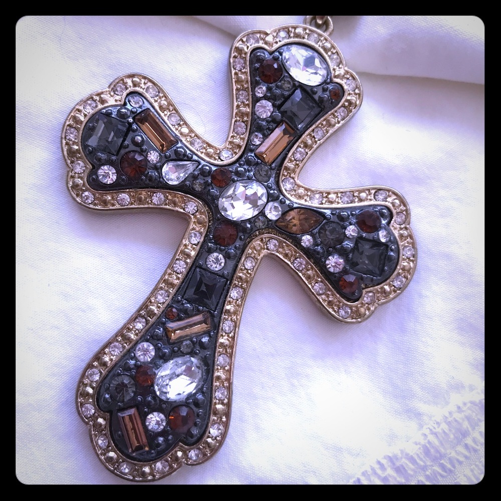 Fancy jeweled Cross 3x2.25, 20”necklace 3”adjstbl